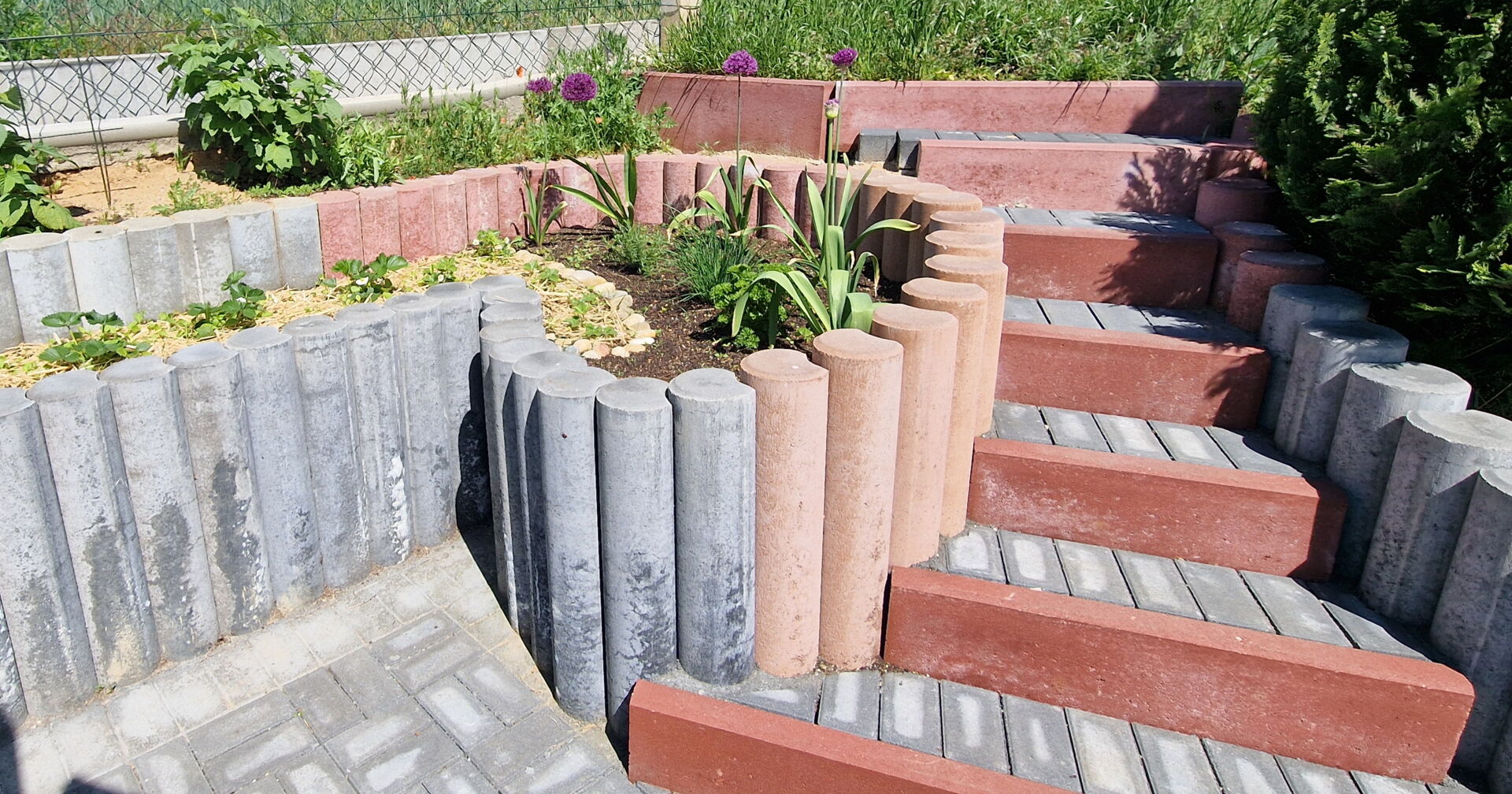  Detailansicht einer Betonpalisade